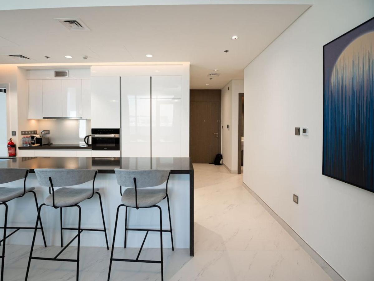 Apartment Elegant 2 Bed Maids In Dt1 With Rooftop Pool *