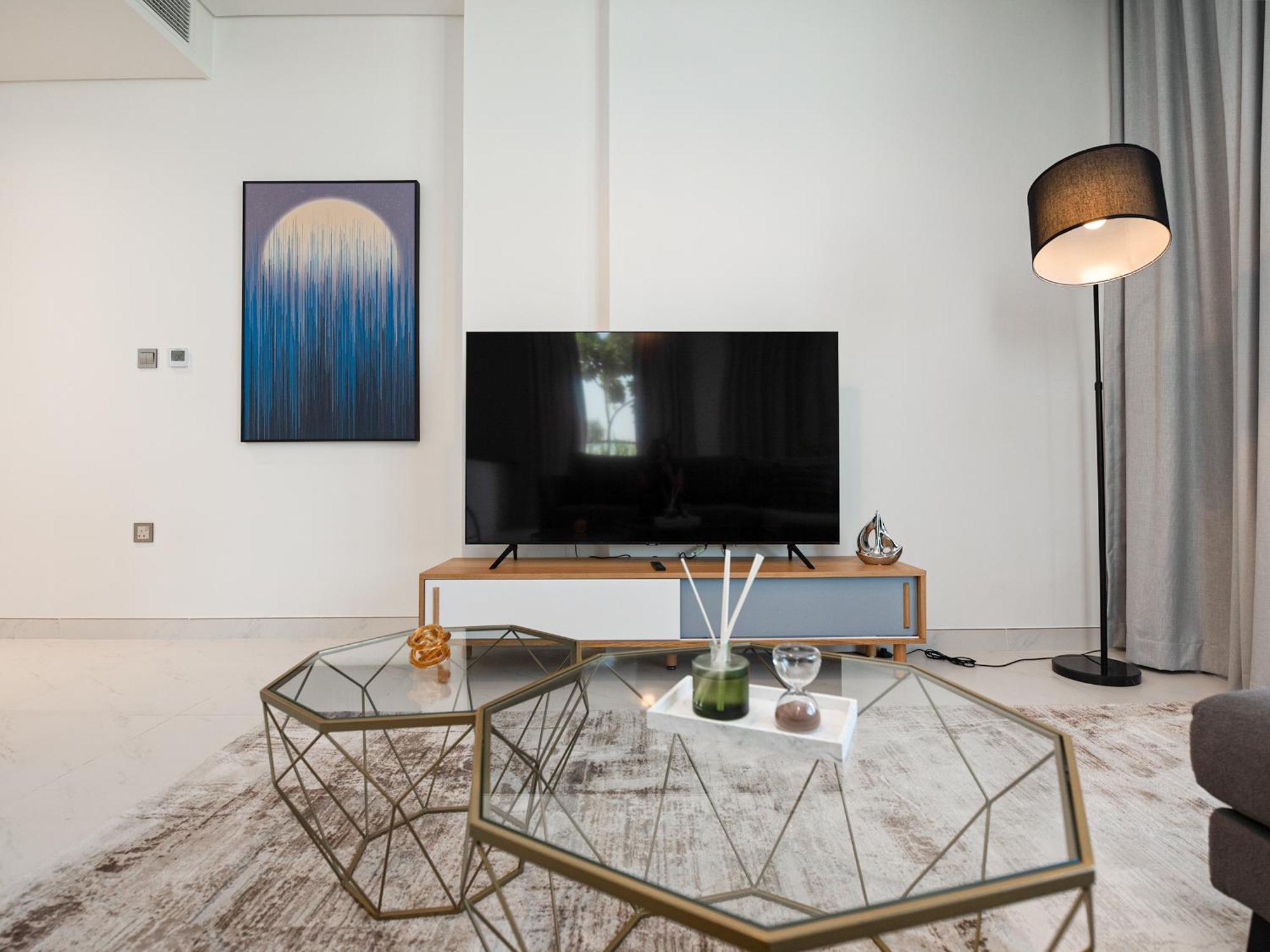 Elegant 2 Bed Maids In Dt1 With Rooftop Pool Apartment *